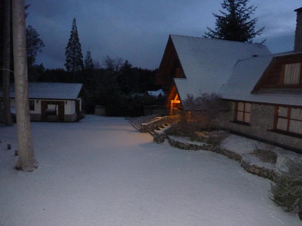 Cabanas Le Pommier Villa La Angostura Bagian luar foto
